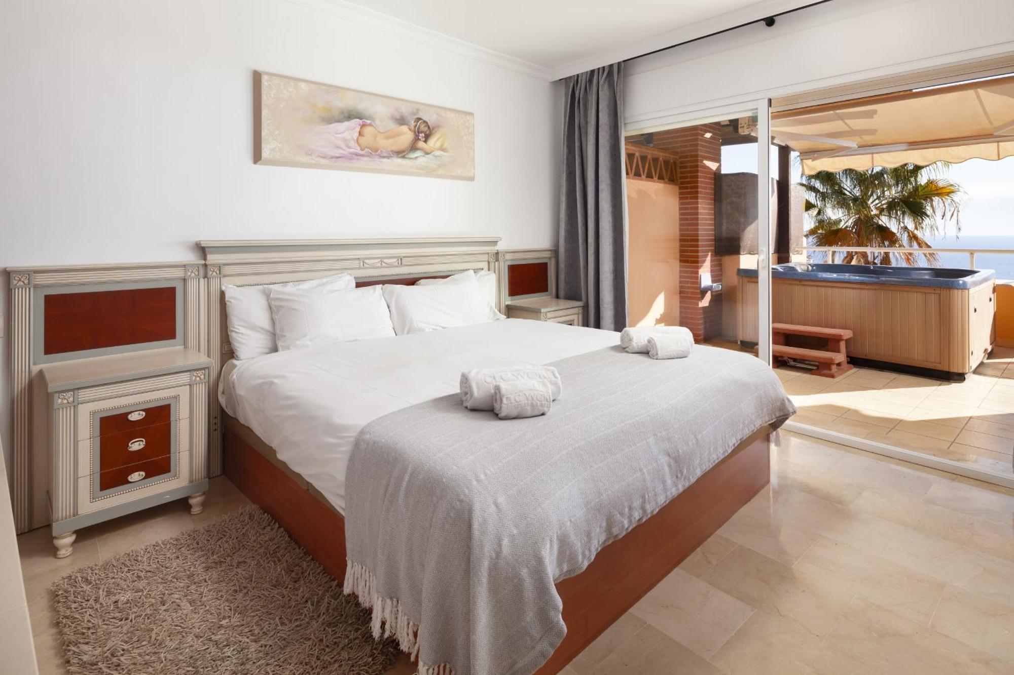 Malibu Mansions By The Beach By Alfresco Stays El Faro Exterior photo